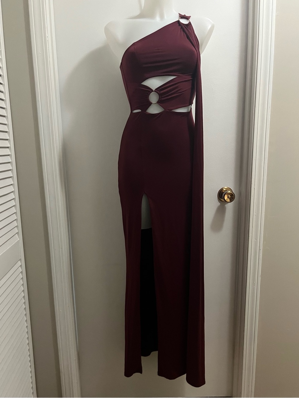 FASHION NOVA Burgundy Cutout Ring Slip Dress